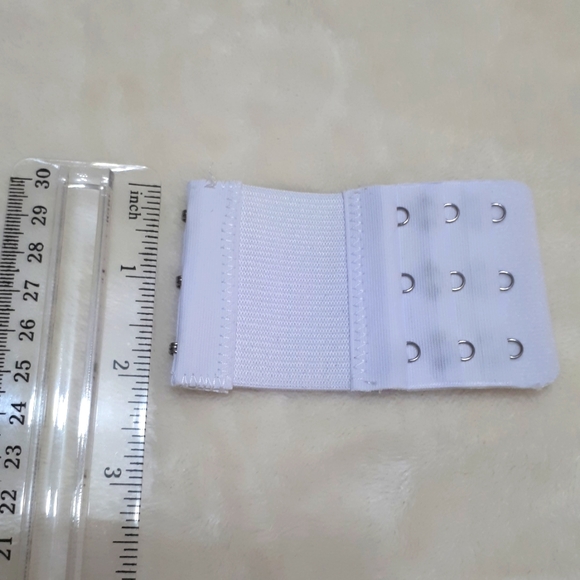 White Bra Back Strap Extender Set - Picture 3 of 3